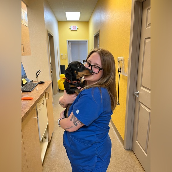 Meet your Posher, Kyla - Picture 2 of 6